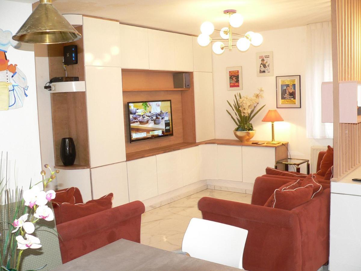 סנט - ניקולאס Liege 4420 Rue Jean Jaures 45 Grande Maison Joyeuse Avec Terrasse 30M2 Pour 8 Personnes Maximum מראה חיצוני תמונה